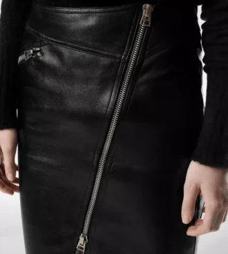 Knee-Length Diagonal Zip Leather Skirt