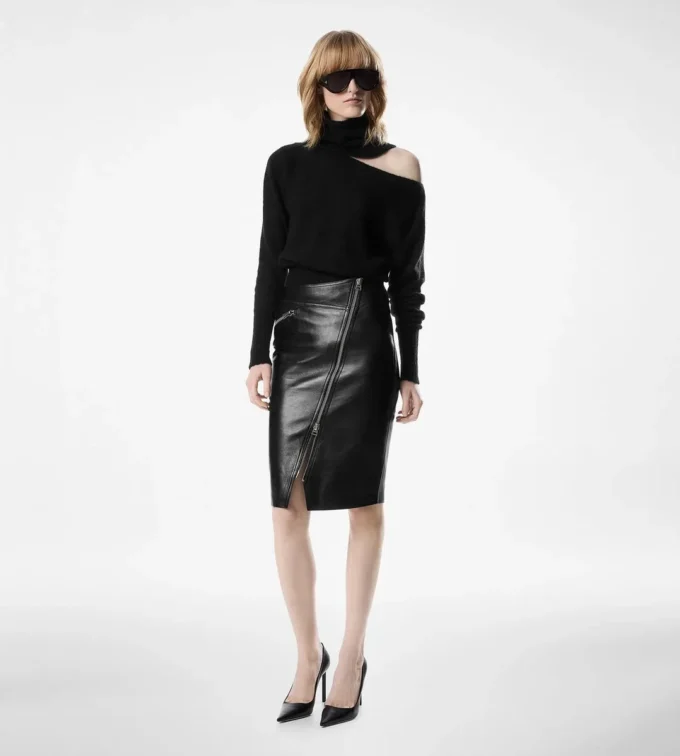 Knee-Length Diagonal Zip Leather Skirt Knee-Length Diagonal Zip Leather Skirt