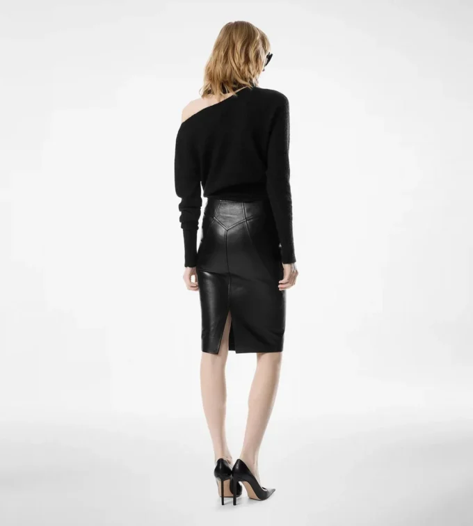 Knee-Length Diagonal Zip Leather Skirt Knee-Length Diagonal Zip Leather Skirt