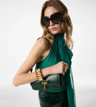 Sleeveless Lavalliere Blouse Sleeveless Lavalliere Blouse