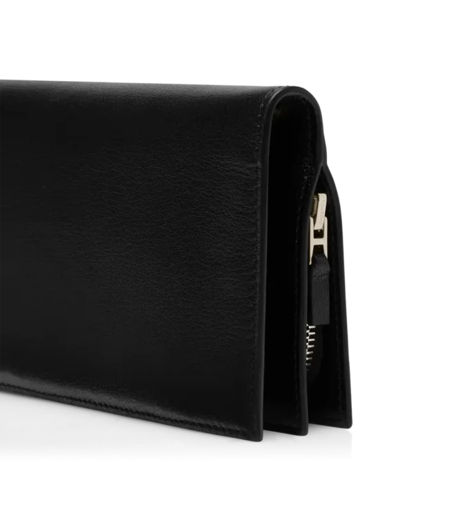 Supple Grain Leather Vertical Wallet